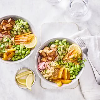 RAINBOW BOWL MIT TAHINI DRESSING  VEGAN